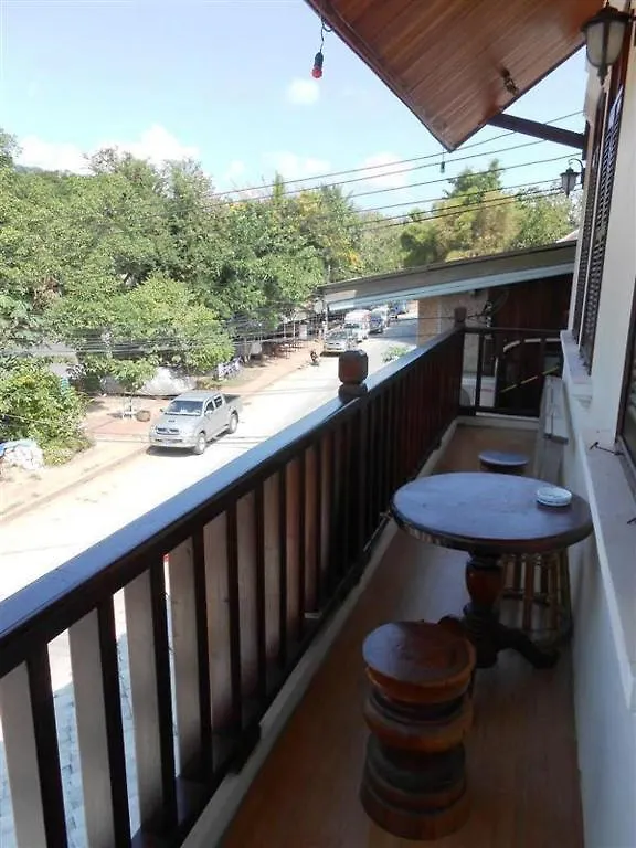 Tha Heua Me Guesthouse Luang Prabang 2*,