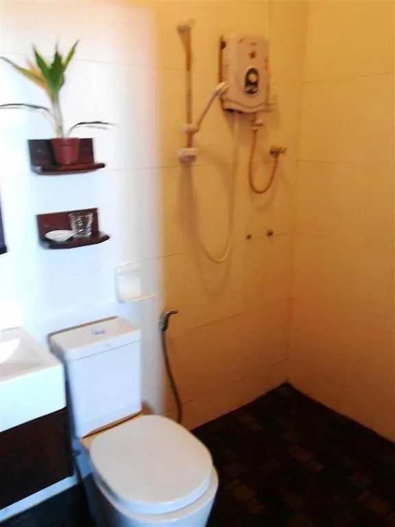 Tha Heua Me Guesthouse Luang Prabang 2*,
